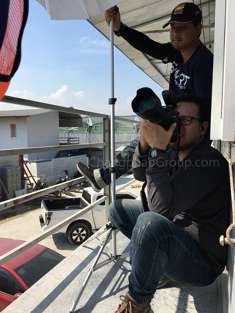 เบื้องหลังการถ่ายภาพ งานก่อสร้าง โดยช่างภาพกรุ๊ป