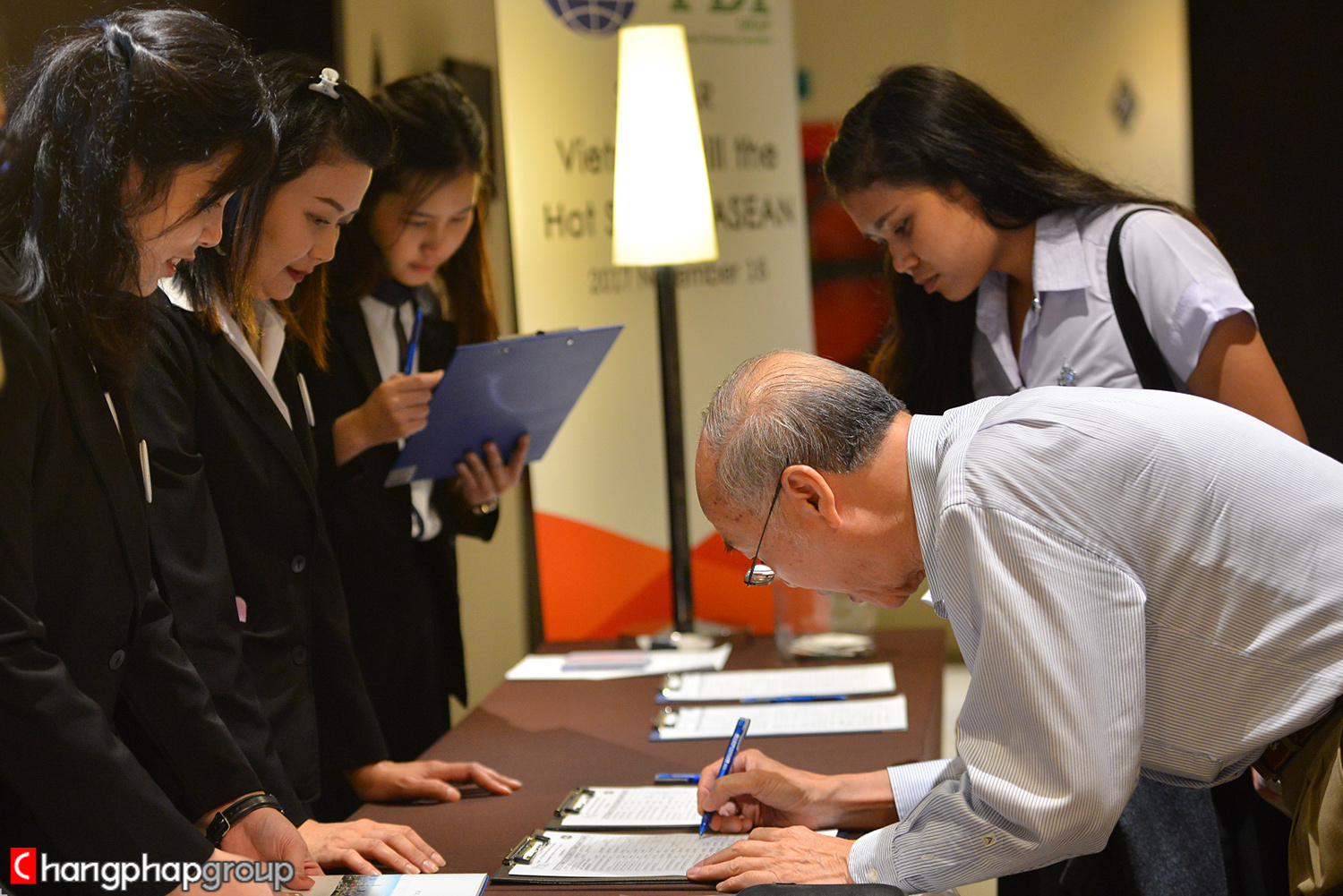 บริการถ่ายภาพงานสัมนาระดับนานาชาติ : International Seminars Photography Services